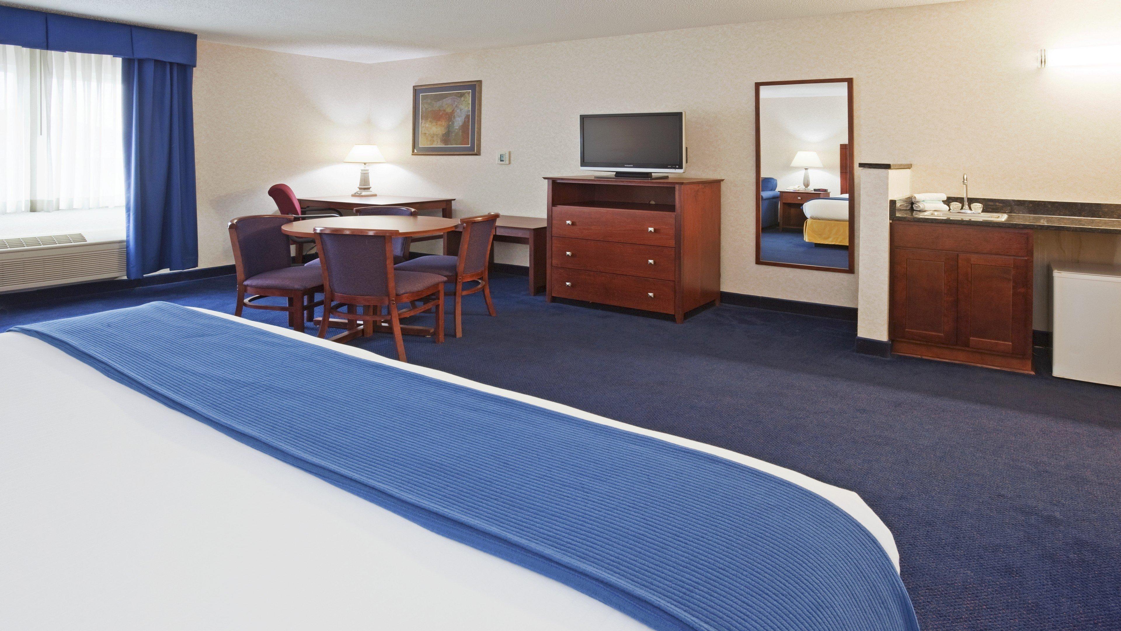 Holiday Inn Express Deforest By Ihg Δωμάτιο φωτογραφία