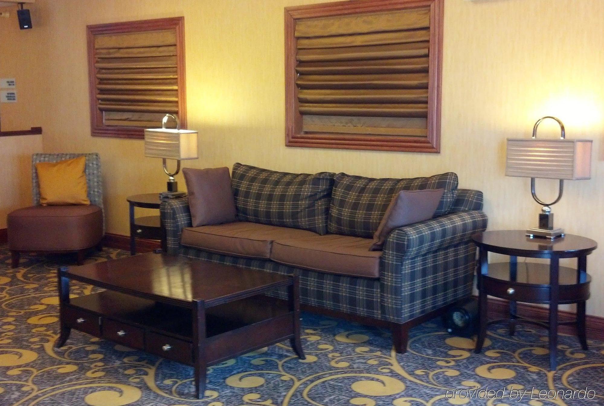 Holiday Inn Express Deforest By Ihg Εξωτερικό φωτογραφία