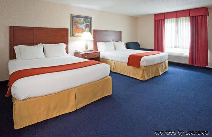 Holiday Inn Express Deforest By Ihg Εξωτερικό φωτογραφία